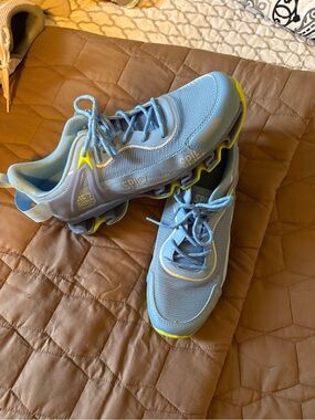 Women’s Light Blue Athletic Running Shoes